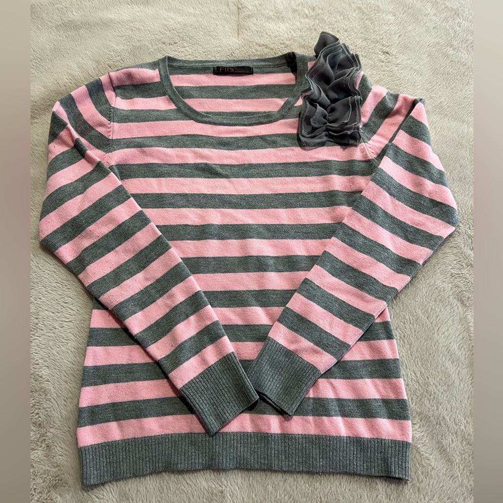 Striped Crewneck Sweater with Shoulder Flower - Pink & Gray